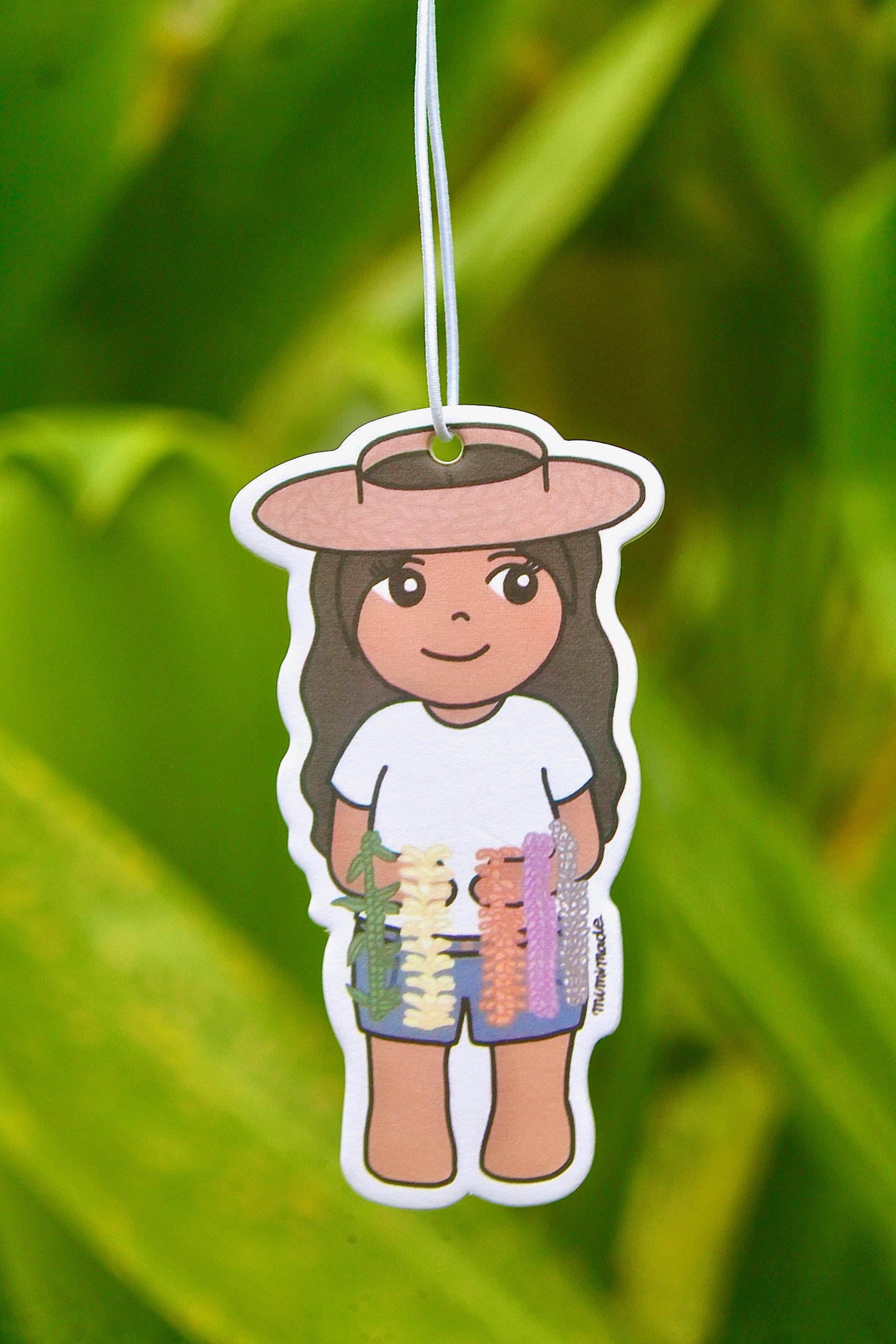 Lei Hunneh, unscented air freshener you can scent them with your favorite perfume.