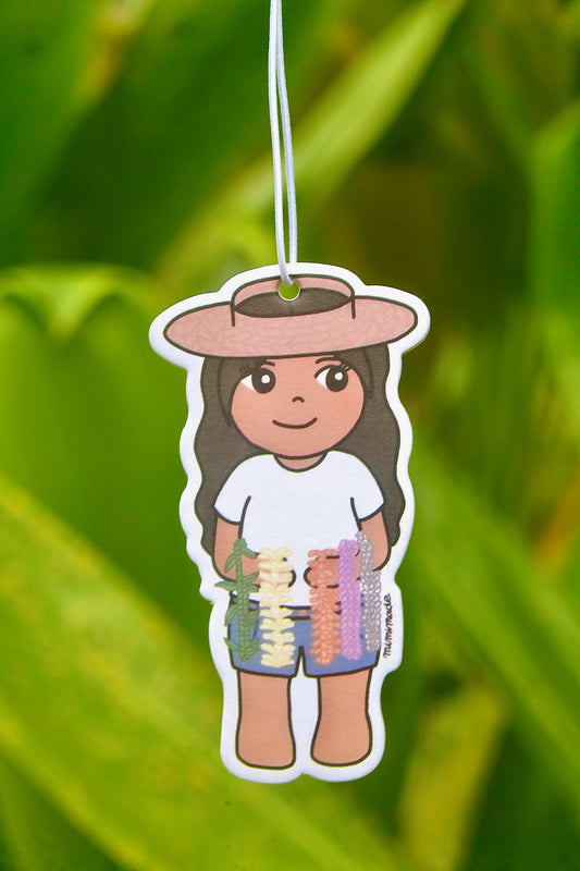 Lei Hunneh, unscented air freshener you can scent them with your favorite perfume.